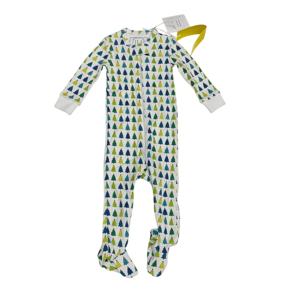 NWT Lila & Hayes Size 0-3M Parker PJs in Christmas Tree